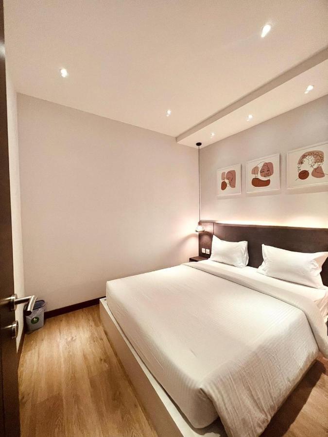 Aparthotel Oxy 1-01b At Shop House Meisterstadt Pollux Habibie *