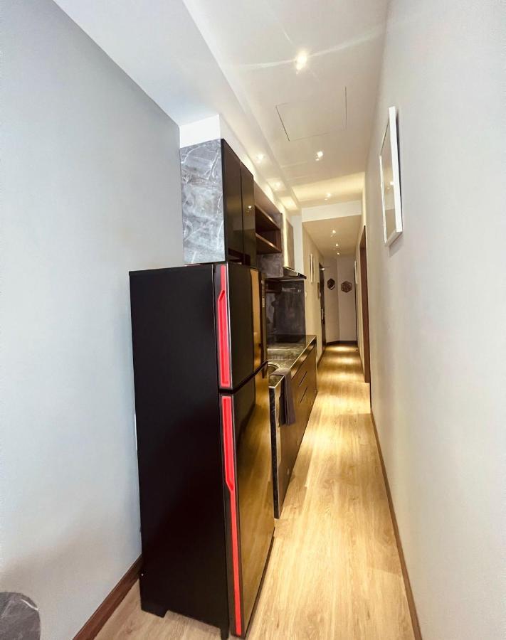 Oxy 1-01b At Shop House Meisterstadt Pollux Habibie Aparthotel *