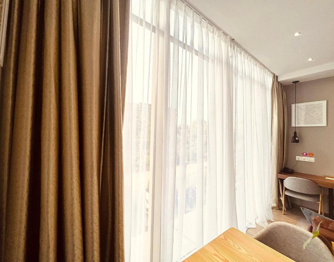 Aparthotel Oxy 1-01b At Shop House Meisterstadt Pollux Habibie Batam